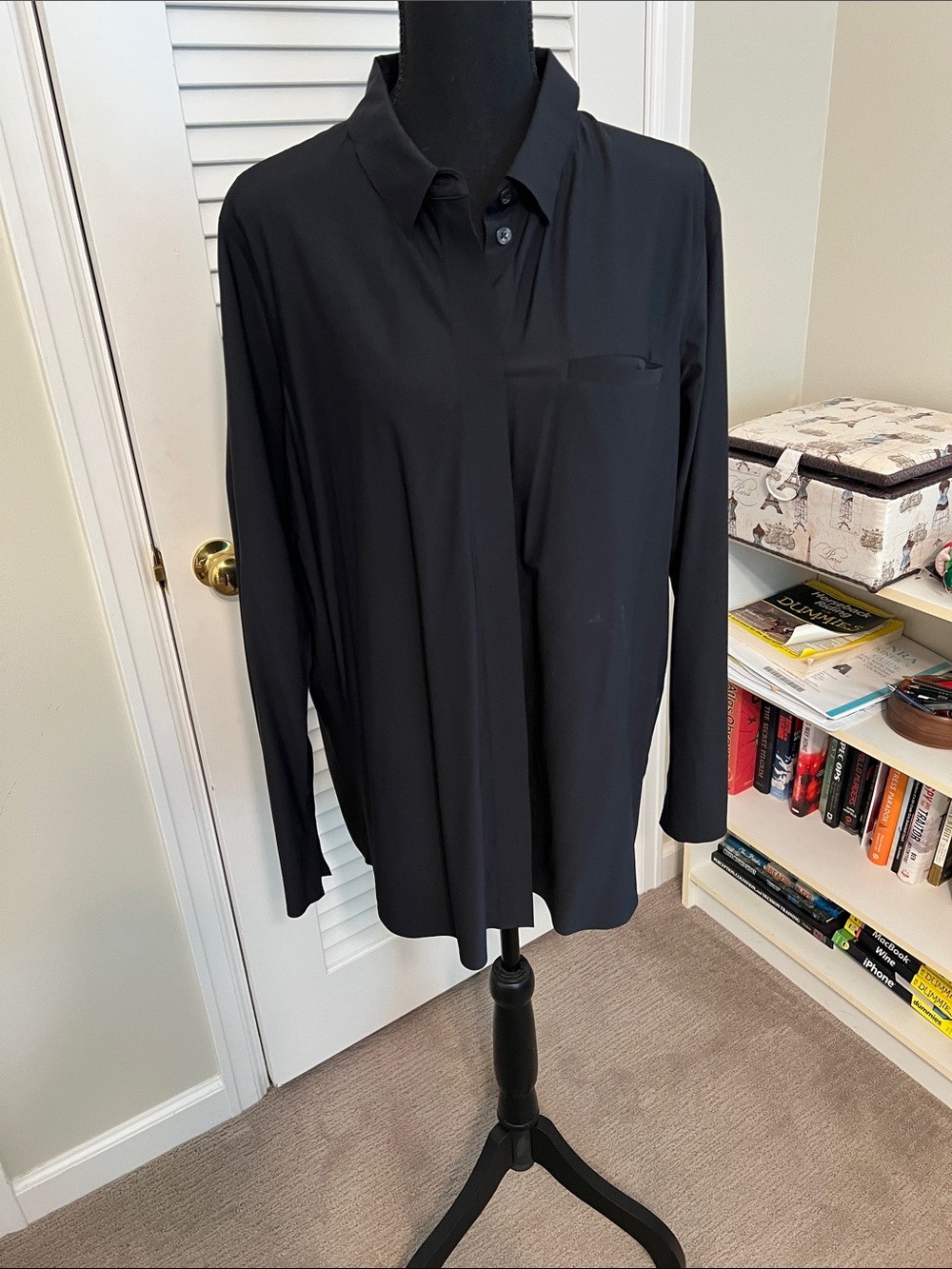 Long sleeved Athleta shirt.